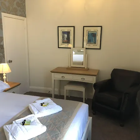 Ξενοδοχείο Almorah 3*
