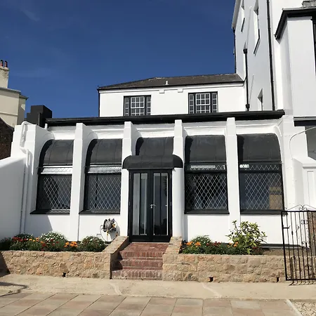 Almorah Saint Helier Jersey